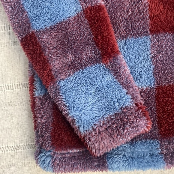 Eddie Bauer checkered faux furry material pullover. - Picture 3 of 11